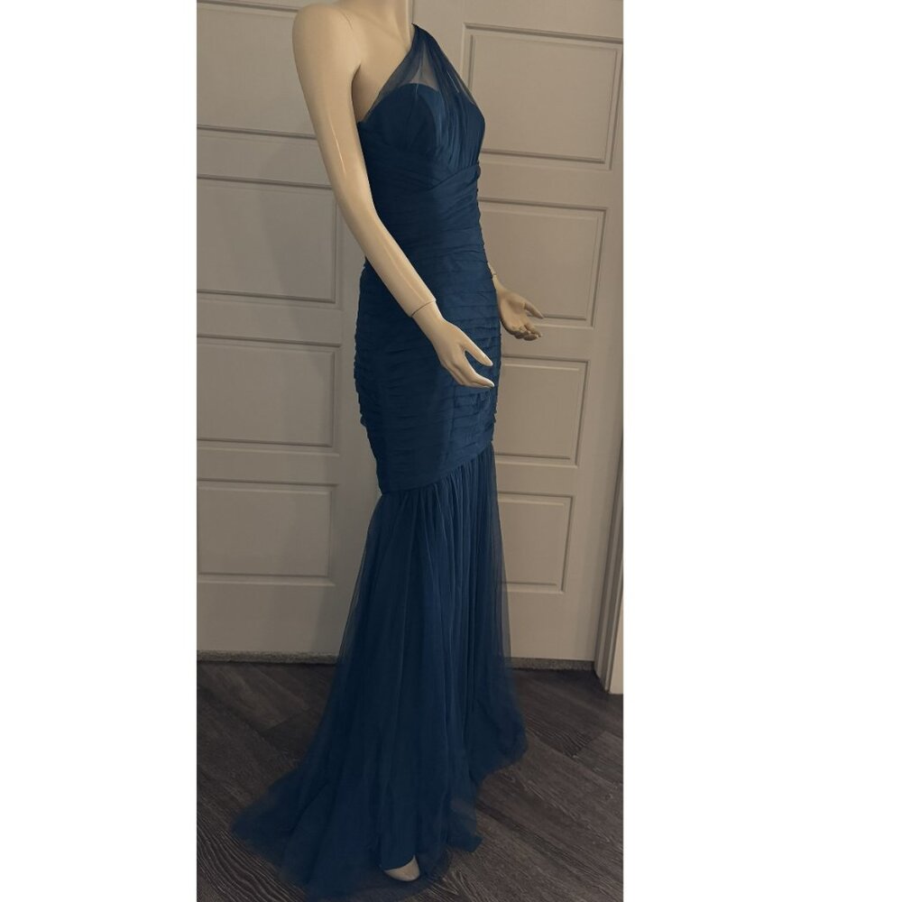 Amsale One Shoulder Tulle Mermaid Gown-Size 8 - Picture 6 of 8